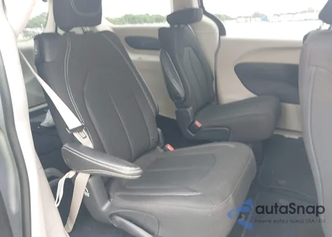 2023 Chrysler Voyager Lx из США, поврежденный, VIN 2C4RC1CG9PR525927